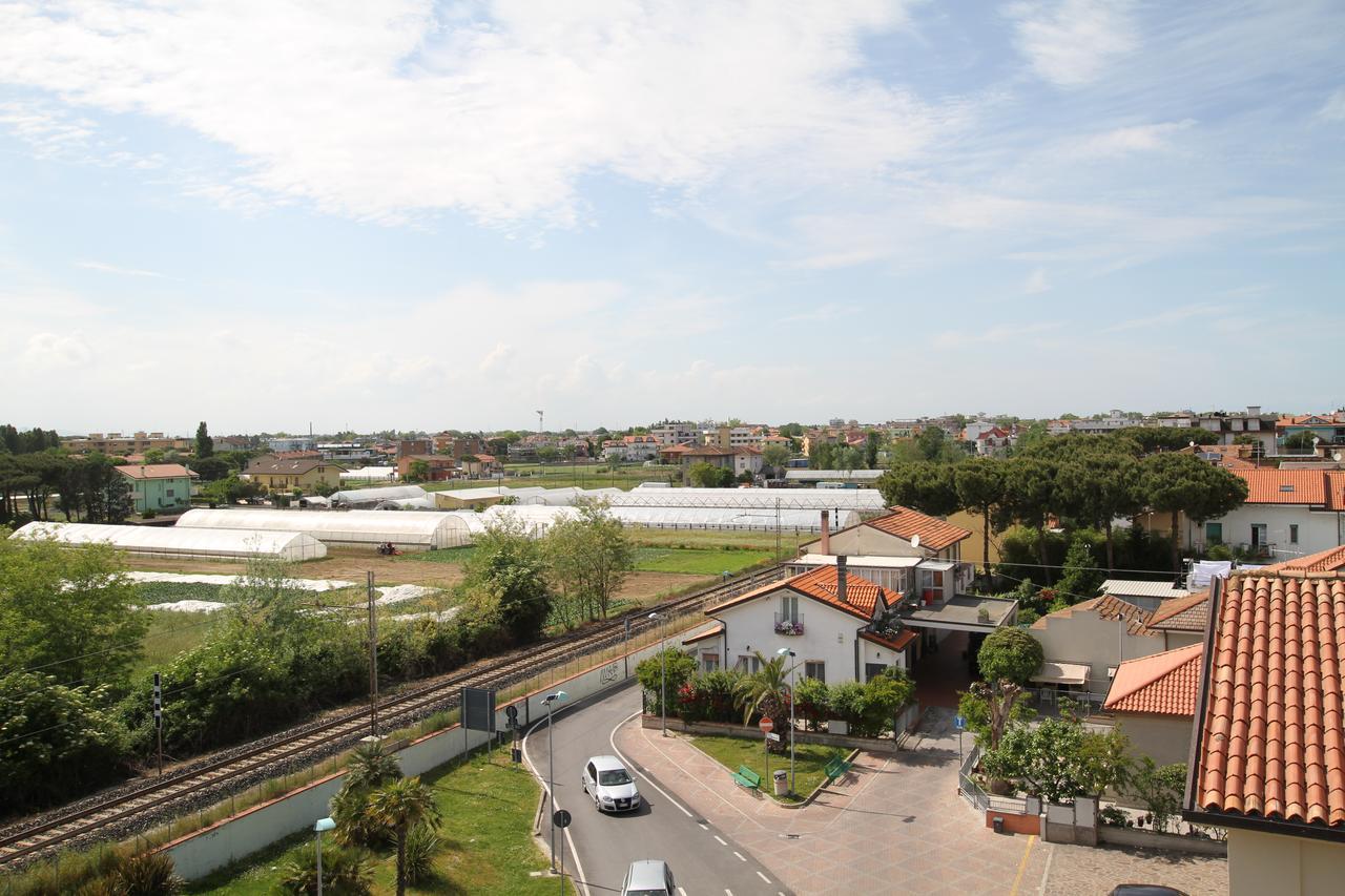 Hotel Capri Bellaria – Igea Marina Kültér fotó