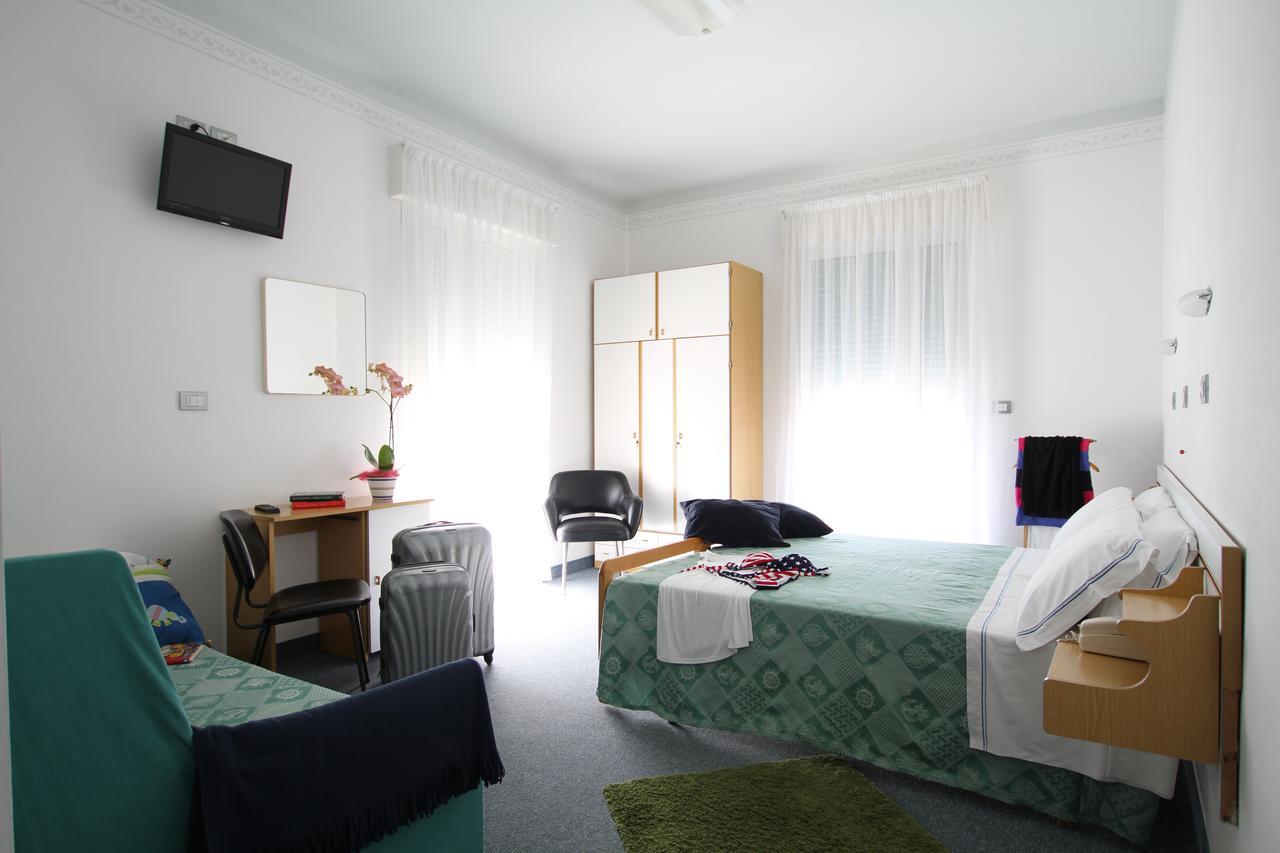 Hotel Capri Bellaria – Igea Marina Kültér fotó